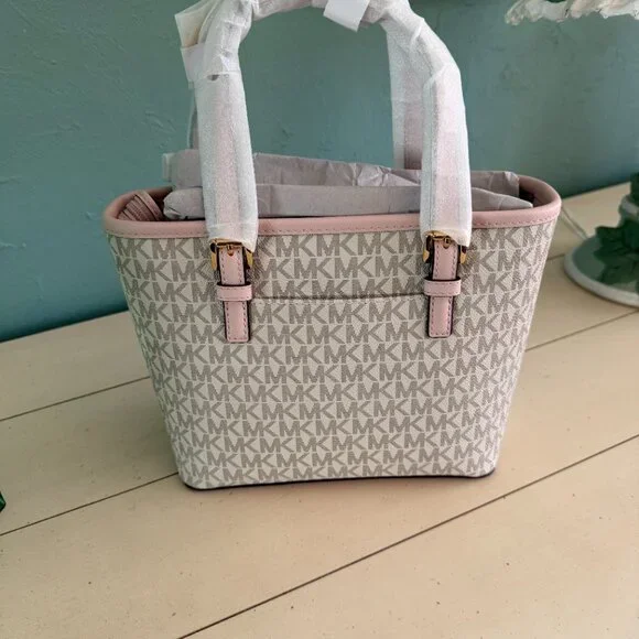 Michael Kors Jet Set Extra Small Logo Zippered Pocketbook/Shoulder Bag - Picture 6 of 6